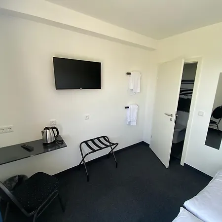 호텔 Zzzimple Pillig