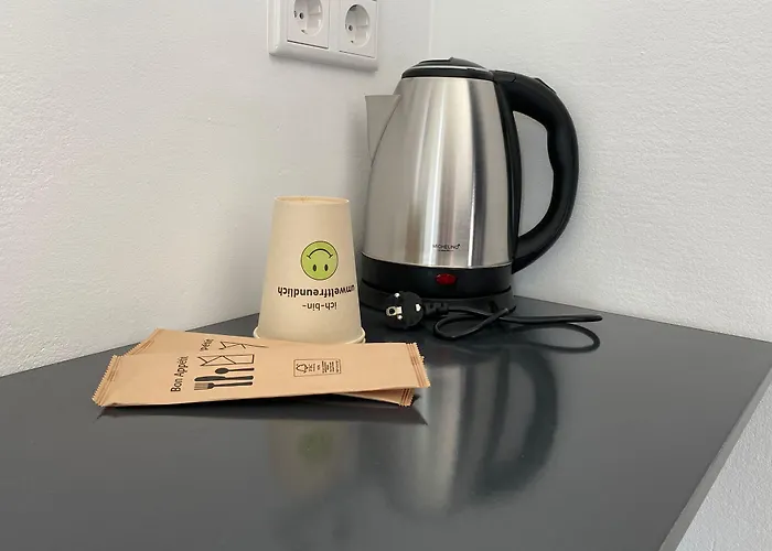 Отель Zzzimple Pillig